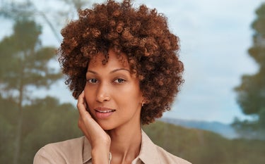 Produits esthétiques Galderma et Restylane - Remodeler la peau mature avec un biostimulateur de collagène - Sculptra