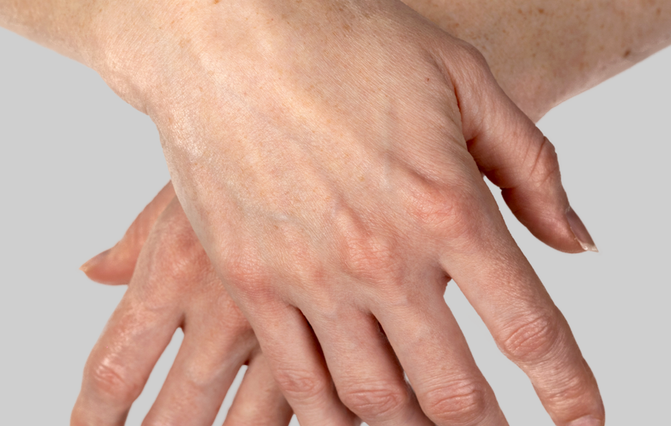 Danielle_hands