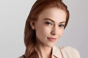 Puntos que indican dónde aplicar tratamientos de relleno facial
