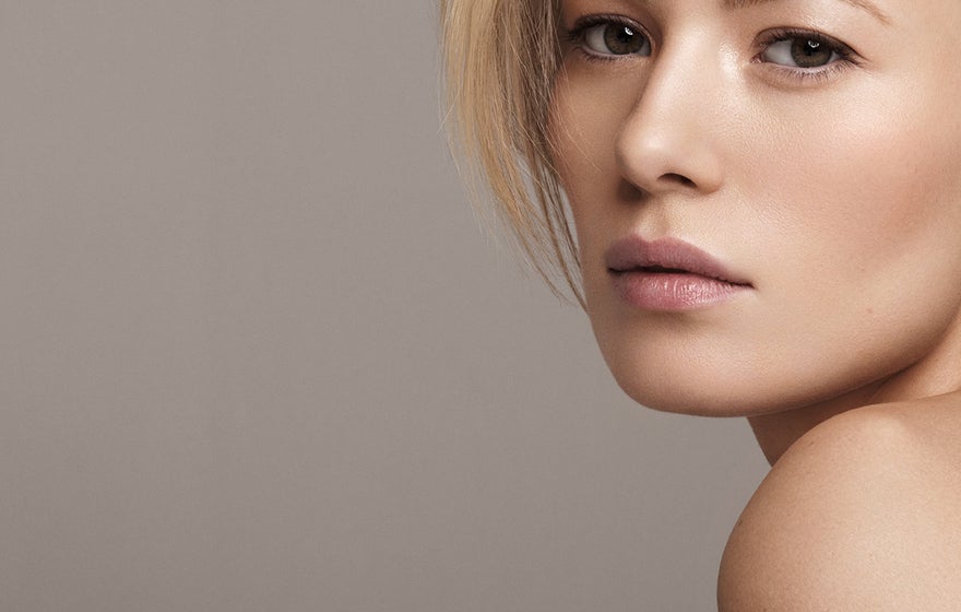 girl with well-defined jawline