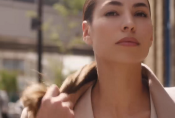 Glow-through-life-with-Restylane®-SKINBOOSTERS™