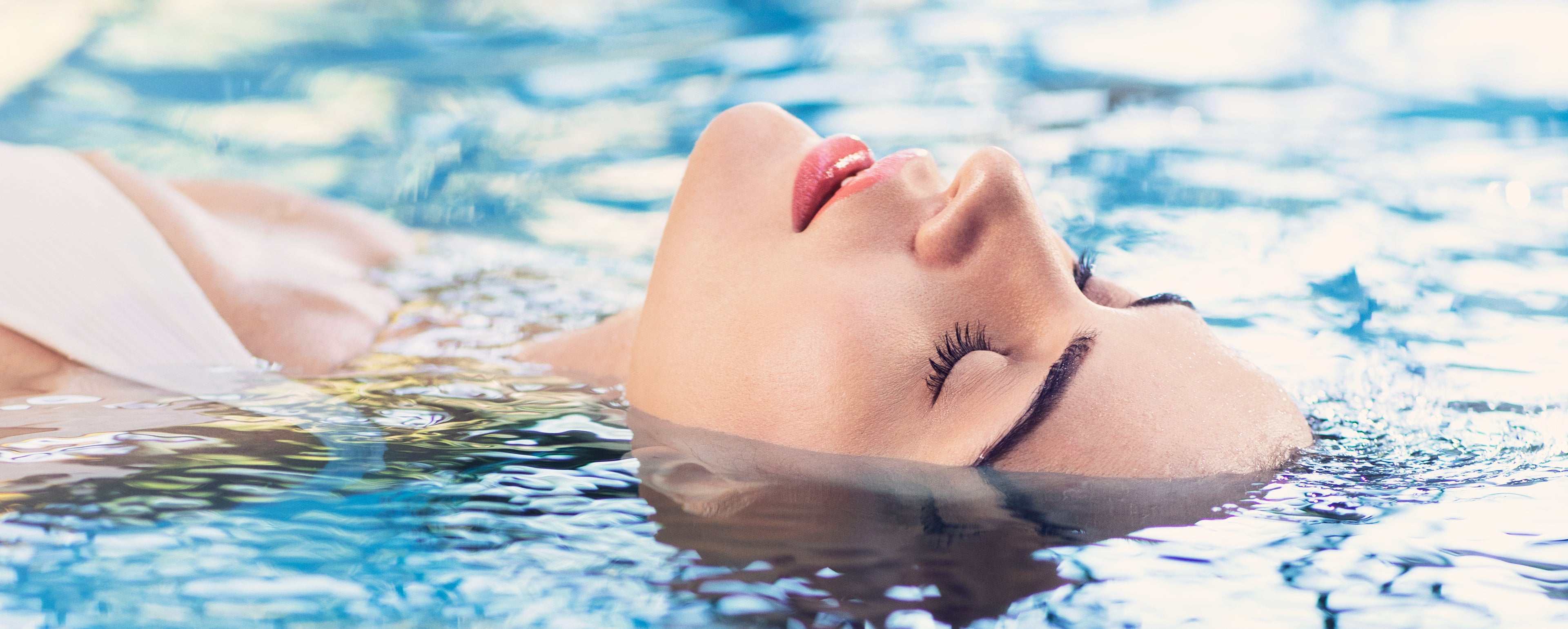 Deep hydration with Restylane Skinboosters